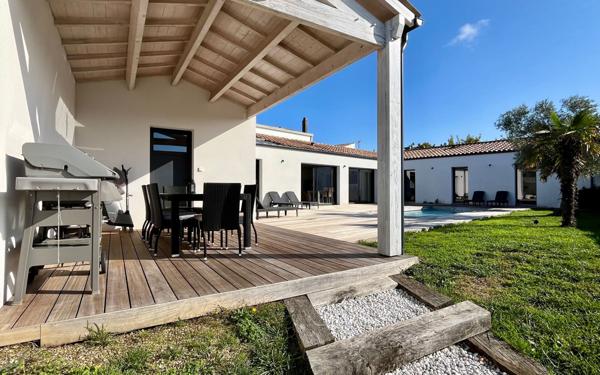 Maison à vendre    6 pièces •  Marsilly