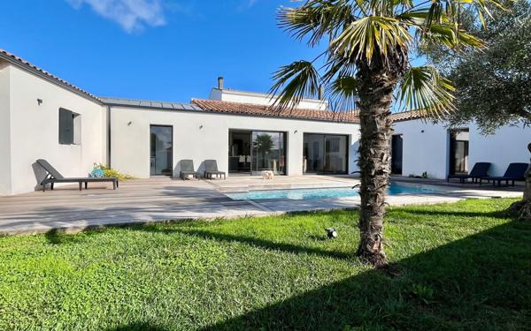 Maison à vendre    6 pièces •  Marsilly