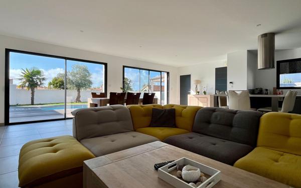 Maison à vendre    6 pièces •  Marsilly