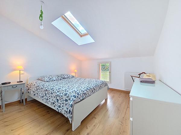 Maison de village à vendre - T5 de 138 m² - Terrasse, garage & jardin - Hyper centre de Castanet-Tolosan.