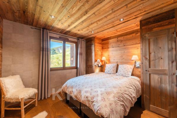 CHALET D'EXCEPTION SKIS AUX PIEDS
