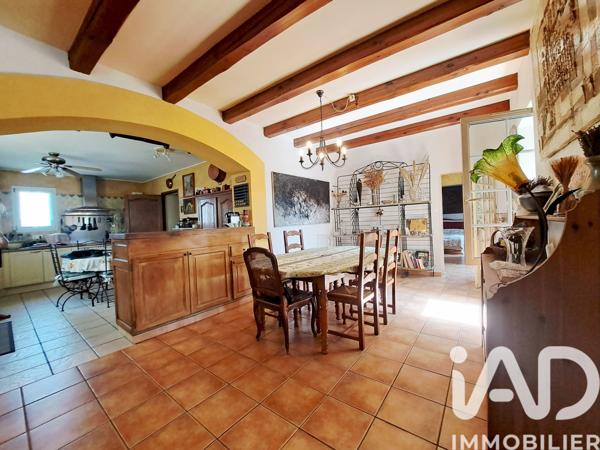 Maison à vendre 7 pièces 220 m² Carpentras