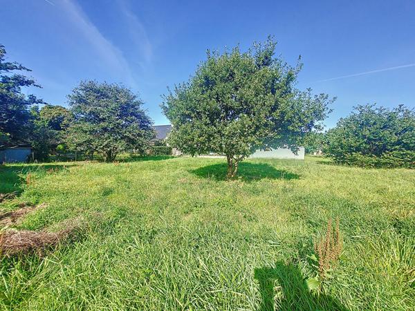 EXCLUSIVITE AMANDA - À vendre : Terrain constructible de 701 m² à Sainte Luce Sur Loire