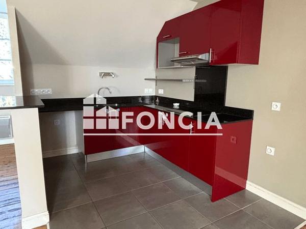 Location Appartement 3 pièces 77.5 m² - 22 RUE THIERS Dinan 22100