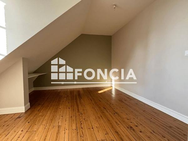 Location Appartement 3 pièces 77.5 m² - 22 RUE THIERS Dinan 22100