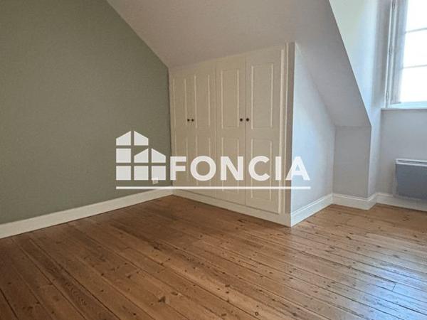 Location Appartement 3 pièces 77.5 m² - 22 RUE THIERS Dinan 22100