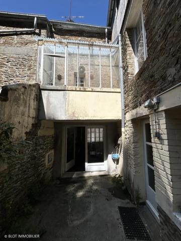 Maison 6 pièce(s)