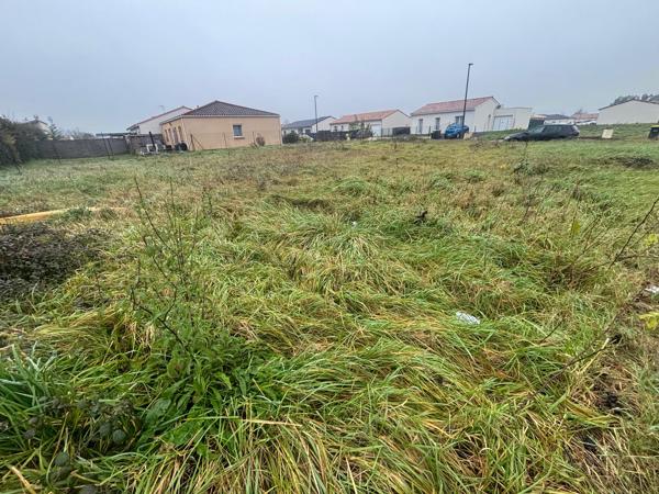 Terrain à bâtir Estillac 631 m²
