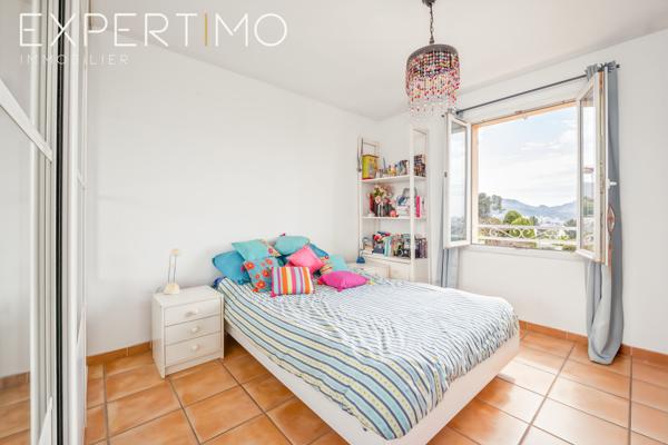 Marseille (13012) MARSEILLE 12 EME VILLA 4 CHAMBRES VUE MER