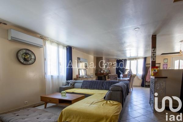 Maison traditionnelle 6 pièces de 128 m² à Montigny-lès-Cormeilles (95370)