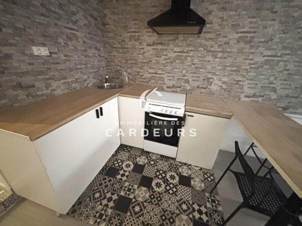 Appartement
                                                                                                                                                                                                                                                                                                                        2 pièce(s)                                                                                                                                                                                                          1 chambre(s)                                                                                                                                                                                                          40  m²