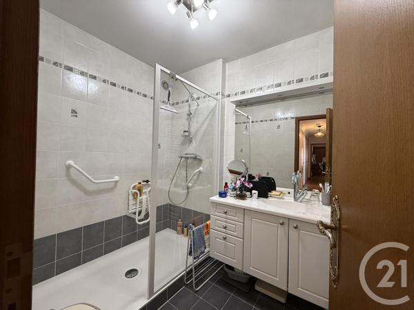 Appartement T4 à vendre  4 pièces - 92,68 m2 GAP - 05