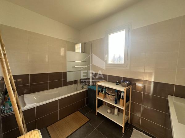 A VENDRE 83860 NANS LES PINS MAISON TYPE 5 DE 106M² SUR 588 M² DE JARDIN