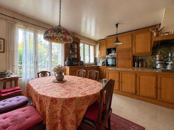 Appartement Fontenay Sous Bois 7 pièce(s) 128.04 m2