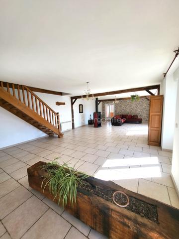 Maison de village de 220 m²