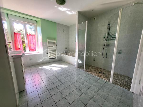 Maison de village de 220 m²