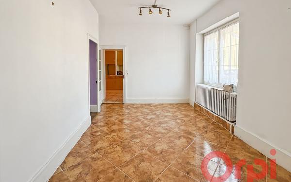 Maison à vendre    4 pièces • 85 m2 Dun-sur-Auron