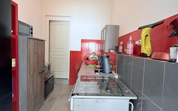 Immeuble à vendre    6 pièces •  Guise