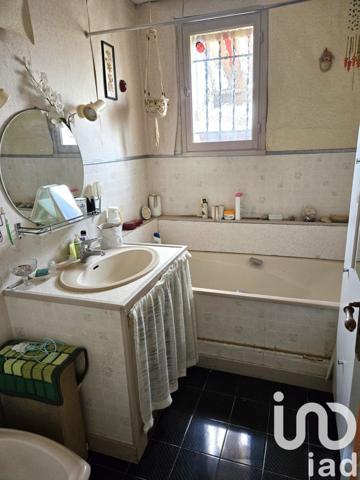 Maison traditionnelle 5 pièces de 110 m² à Thuir (66300)