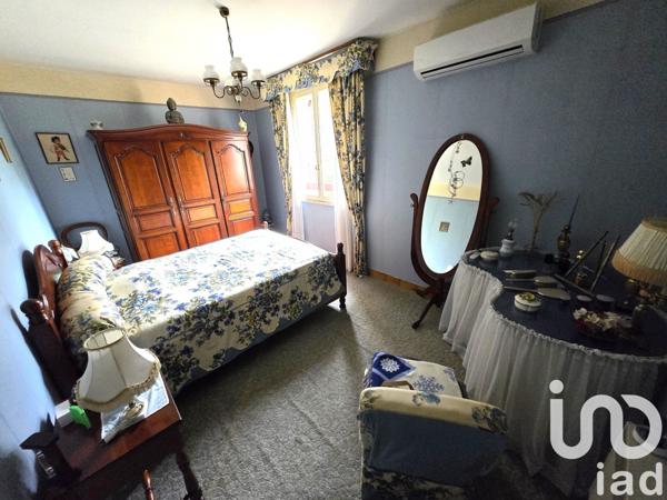 Maison traditionnelle 5 pièces de 110 m² à Thuir (66300)