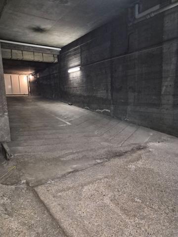 Place de parking - St Maurice - Proche place Montgolfier