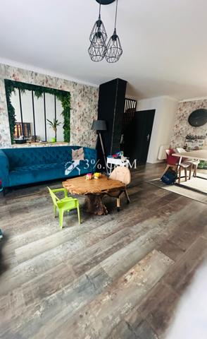 Maison 4 pièce(s) 2 chambre(s) 108 m²