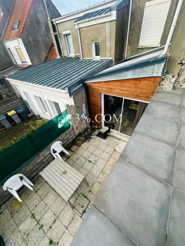 Maison 4 pièce(s) 2 chambre(s) 108 m²