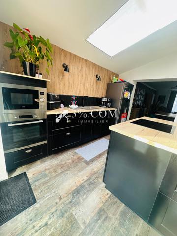 Maison 4 pièce(s) 2 chambre(s) 108 m²