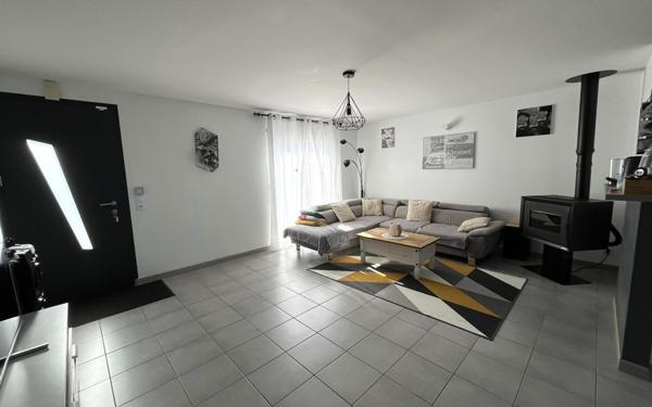 Maison à vendre    4 pièces • 89 m2 Champniers