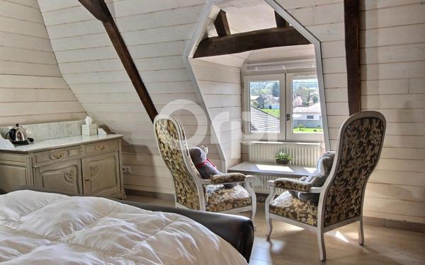 Maison à vendre    8 pièces • 221,22 m2 Pau