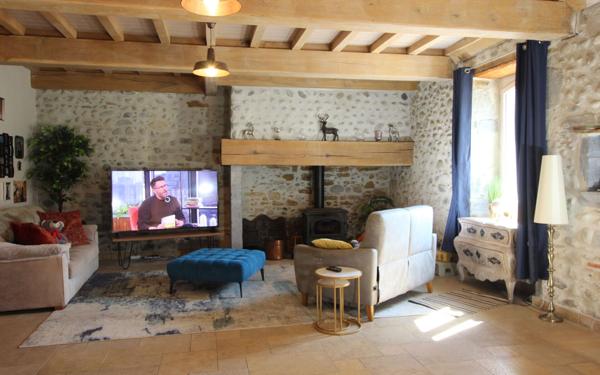 Maison à vendre    8 pièces • 221,22 m2 Pau