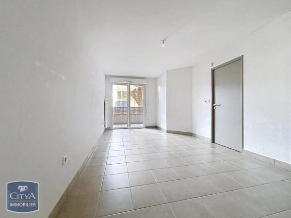 Appartement à louer 2 pièces 41.76m²