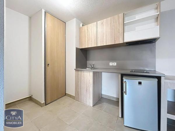 Appartement à louer 2 pièces 41.76m²