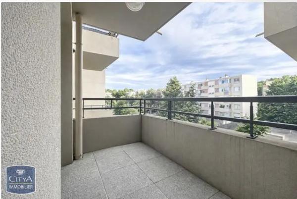 Appartement à louer 2 pièces 41.76m²