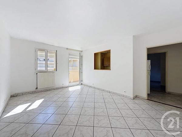 Appartement T4 à vendre  4 pièces - 73,55 m 2   CHARTRES  - 28