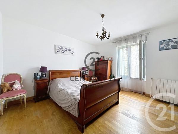 Maison à vendre  5 pièces - 126,56 m 2   CHELLES  - 77