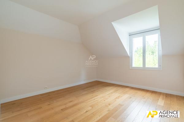 Maison 1 220 000 € **  - Référence  13686