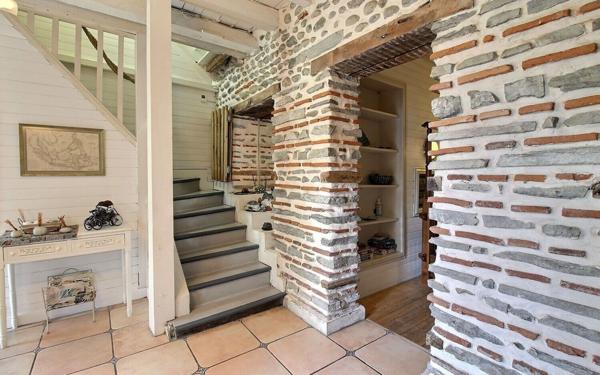 Maison à vendre    6 pièces •  Pau