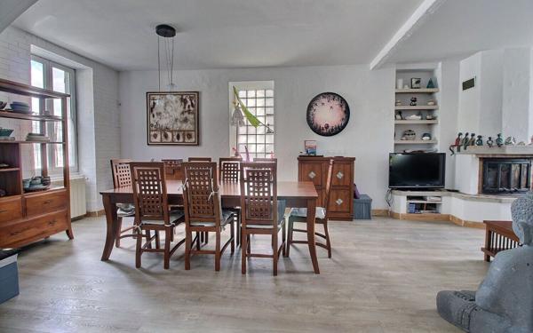 Maison à vendre    6 pièces •  Pau