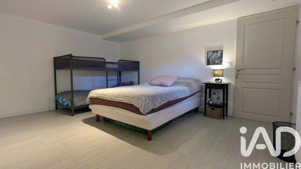 Maison à vendre 7 pièces 207 m² Flins-sur-Seine