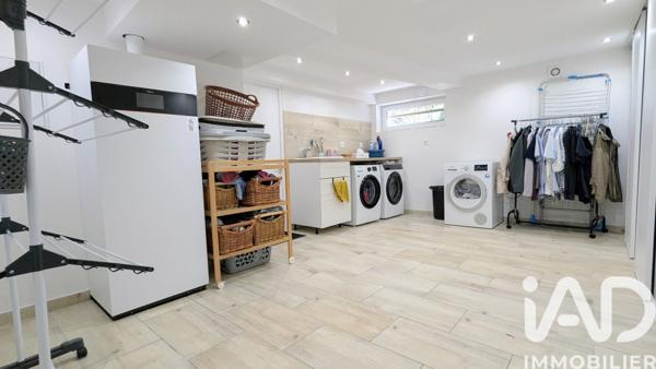 Maison à vendre 7 pièces 207 m² Flins-sur-Seine