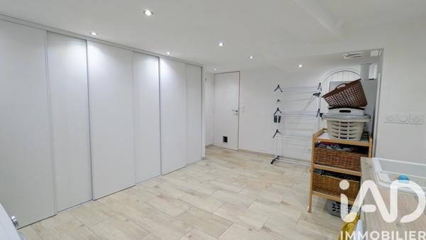Maison à vendre 7 pièces 207 m² Flins-sur-Seine
