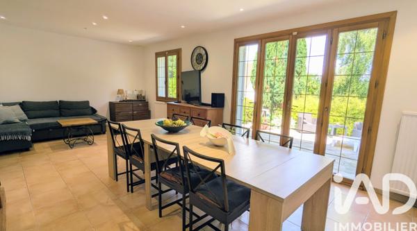 Maison à vendre 7 pièces 207 m² Flins-sur-Seine