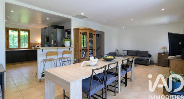 Maison à vendre 7 pièces 207 m² Flins-sur-Seine