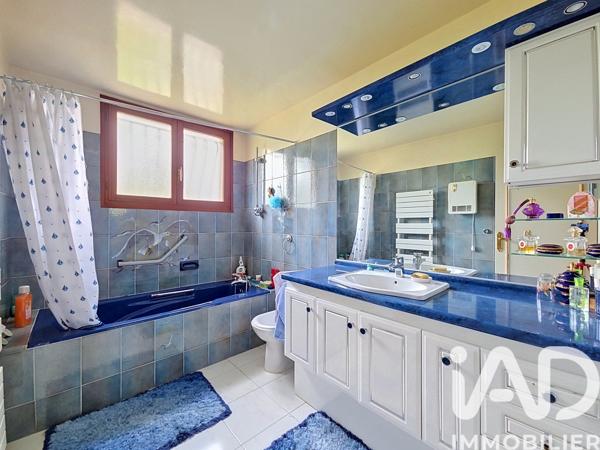 Maison à vendre 4 pièces 130 m² Saint-Maur-des-Fossés