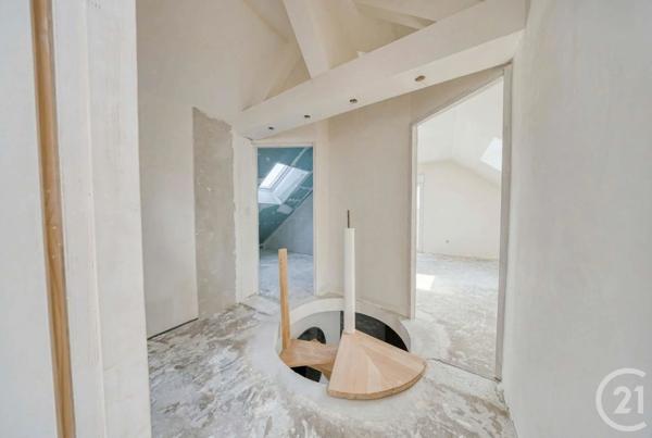Maison à vendre  6 pièces - 105 m 2   VIGNEUX SUR SEINE  - 91