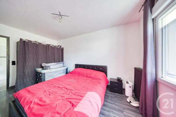 Maison à vendre  6 pièces - 105 m 2   VIGNEUX SUR SEINE  - 91