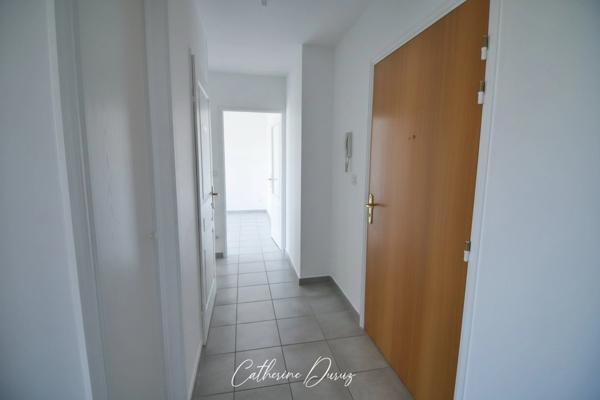Appartement à vendre DIJON (21) Appartement T2 de 45,34 m² avec terrasse, garage fermé, parking privatif et cave