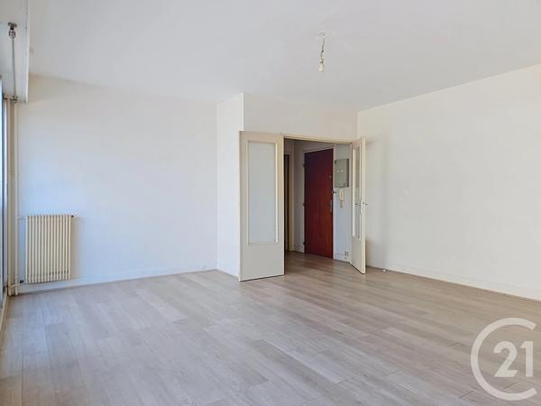 Appartement F2 à vendre  2 pièces - 49,40 m 2   SCEAUX  - 92