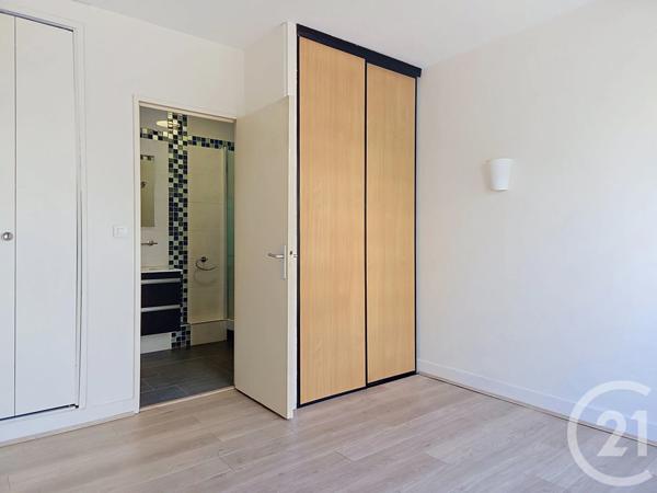 Appartement F2 à vendre  2 pièces - 49,40 m 2   SCEAUX  - 92